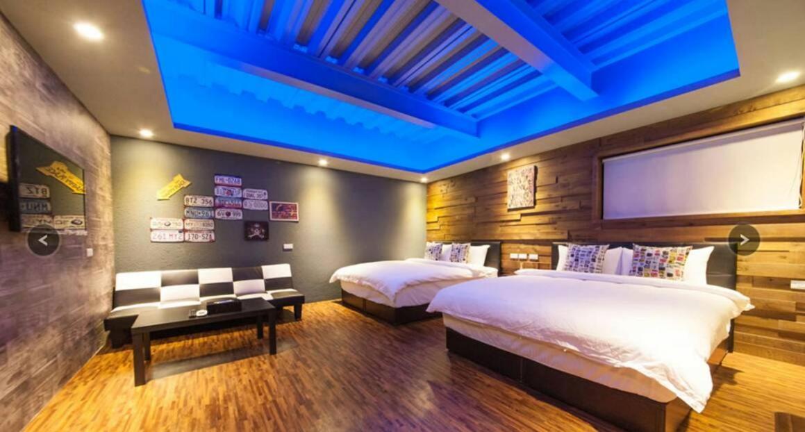 Superman Hostel Luodong Exterior foto